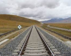 高德品牌青藏铁路西格二线将电气化运营